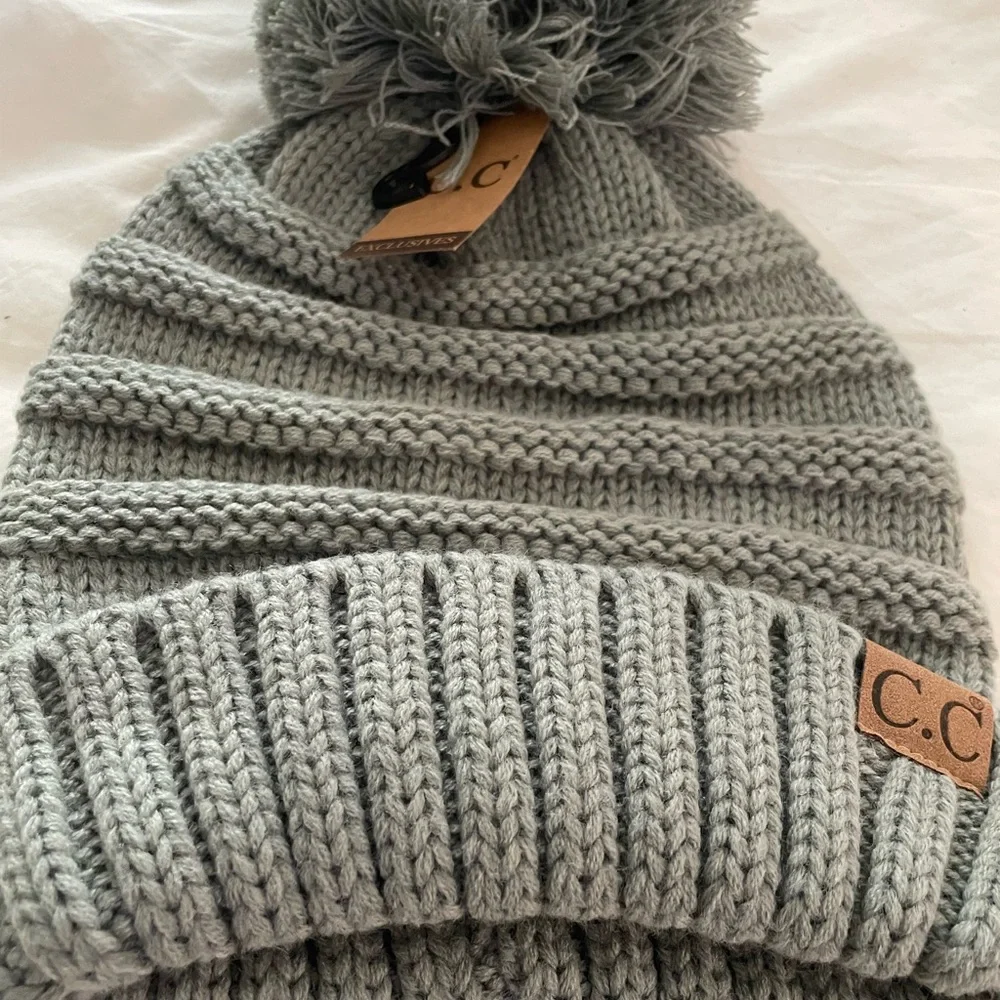 CC Grey Knit Beanie with Pom Pom Soft,warmth NWT new!